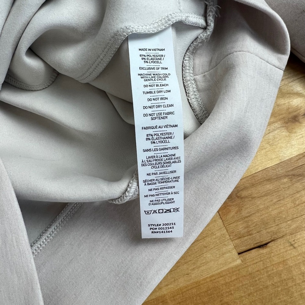 Rhone Pullover DreamGlow 1/2 Zip Womens Size XS Sand Half Zip Cropped Boxy NEW - Picture 9 of 11